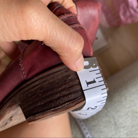 Leather boots - Picture 6 of 8